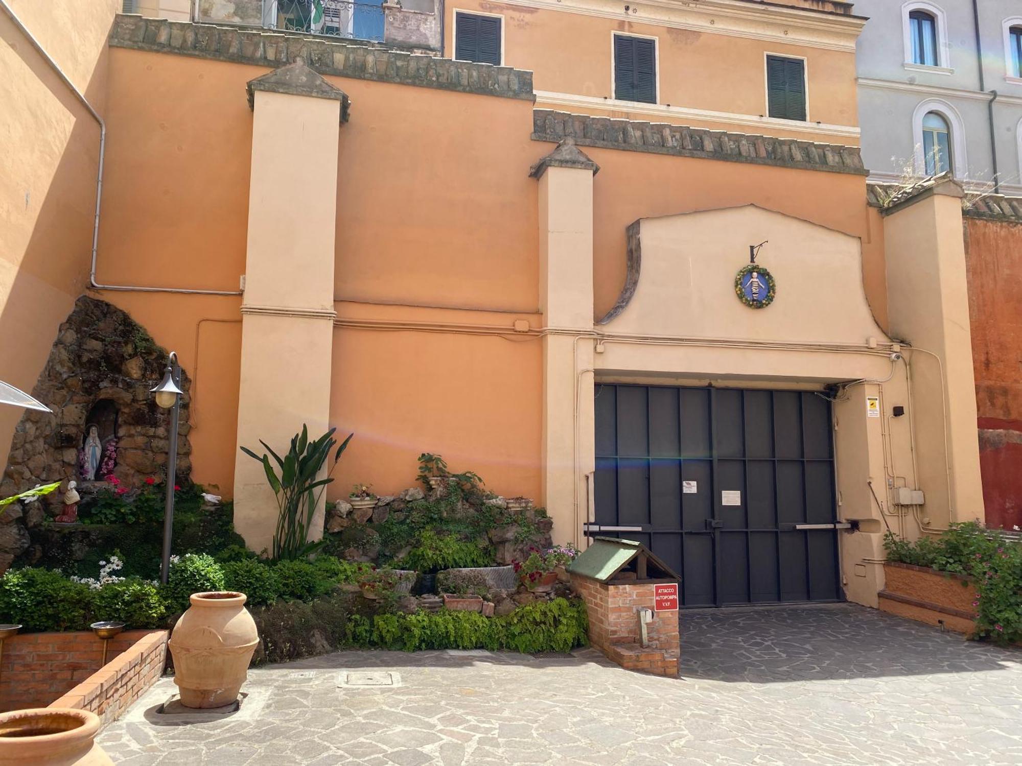 Basilica Hotel Rome Bagian luar foto