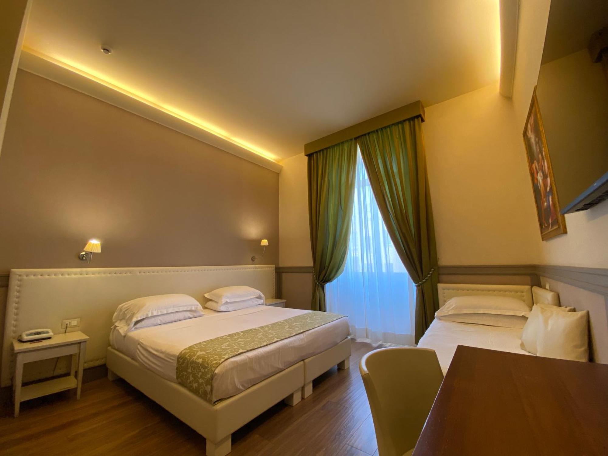 Basilica Hotel Rome Bagian luar foto